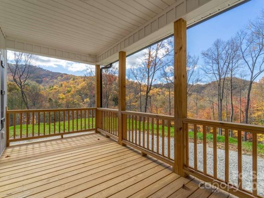 679 Firefly Road, Whittier, NC 28789.  MLS# CAR4316520, YatesRealty ID 360. 