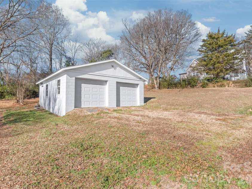 1206 Wiscassett Street, Albemarle, NC 28001.  MLS# CAR4338762, YatesRealty ID 3600. 
