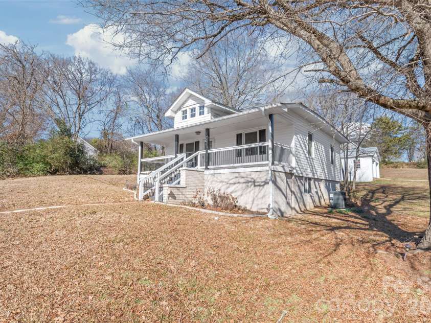 1206 Wiscassett Street, Albemarle, NC 28001.  MLS# CAR4338762, YatesRealty ID 3600. Welcome to 1206 Wiscassett Street!
