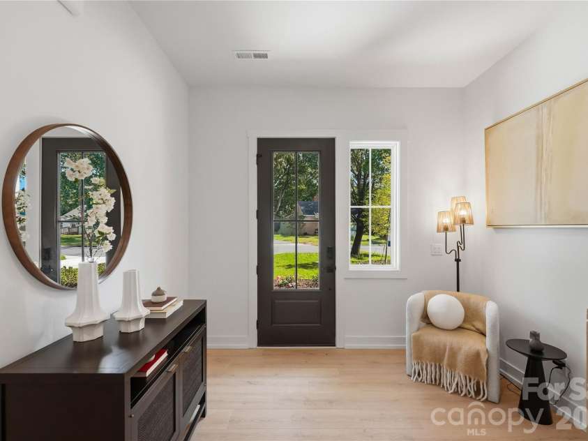 3922 Sarah Drive, Charlotte, NC 28217.  MLS# CAR4315843, YatesRealty ID 36000. 