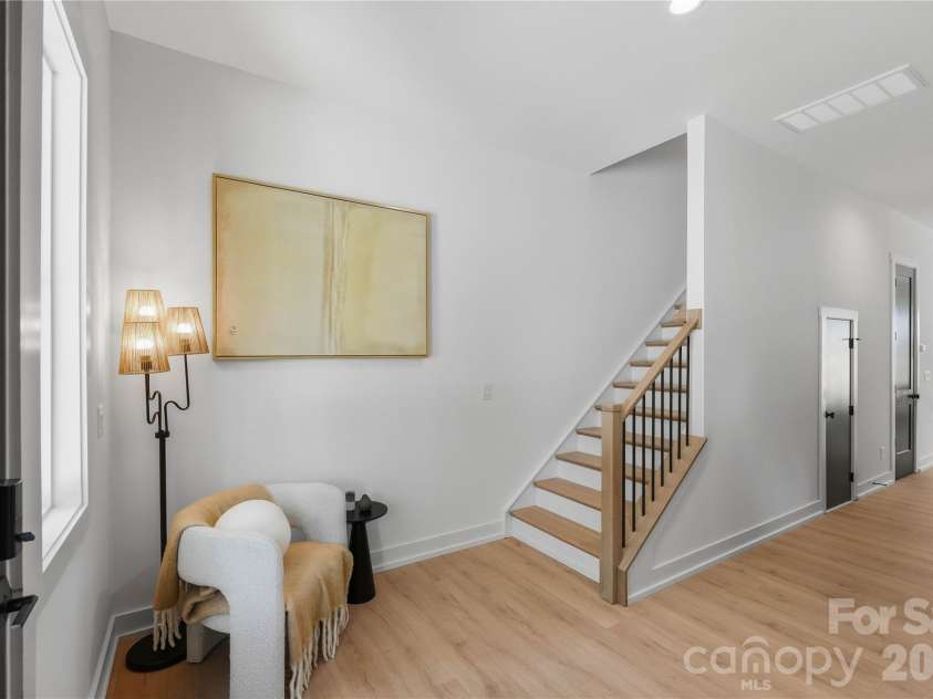 3922 Sarah Drive, Charlotte, NC 28217.  MLS# CAR4315843, YatesRealty ID 36000. 