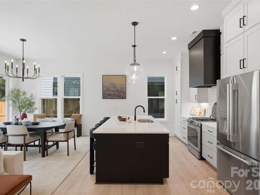 3922 Sarah Drive, Charlotte, NC 28217.  MLS# CAR4315843, YatesRealty ID 36000. 