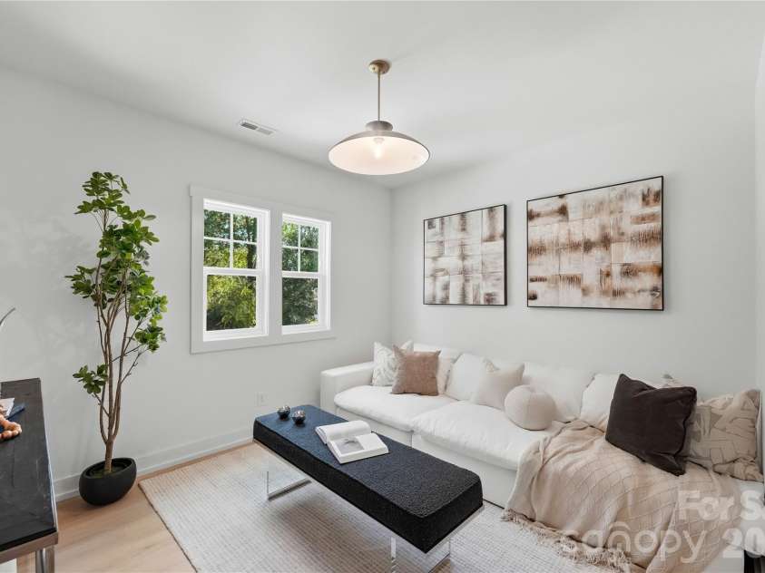 3922 Sarah Drive, Charlotte, NC 28217.  MLS# CAR4315843, YatesRealty ID 36000. 
