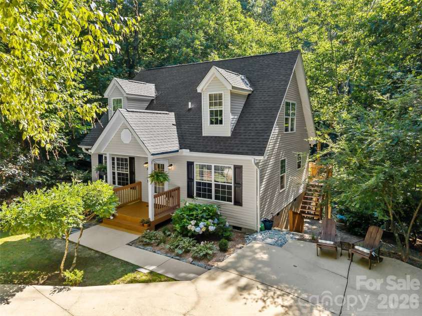 53 Honeysuckle Ridge Road, Pisgah Forest, NC 28768.  MLS# CAR4400787, YatesRealty ID 36001. 