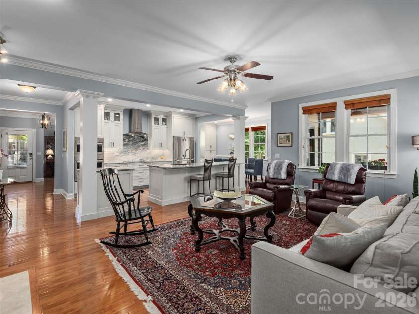21 Dayflower Drive, Asheville, NC 28803.  MLS# CAR4396051, YatesRealty ID 36002. 