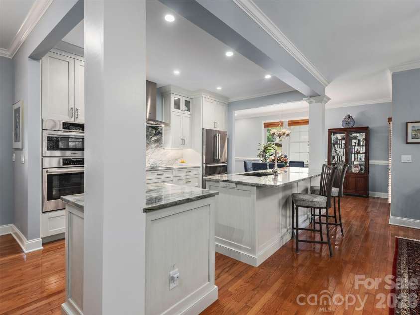 21 Dayflower Drive, Asheville, NC 28803.  MLS# CAR4396051, YatesRealty ID 36002. 