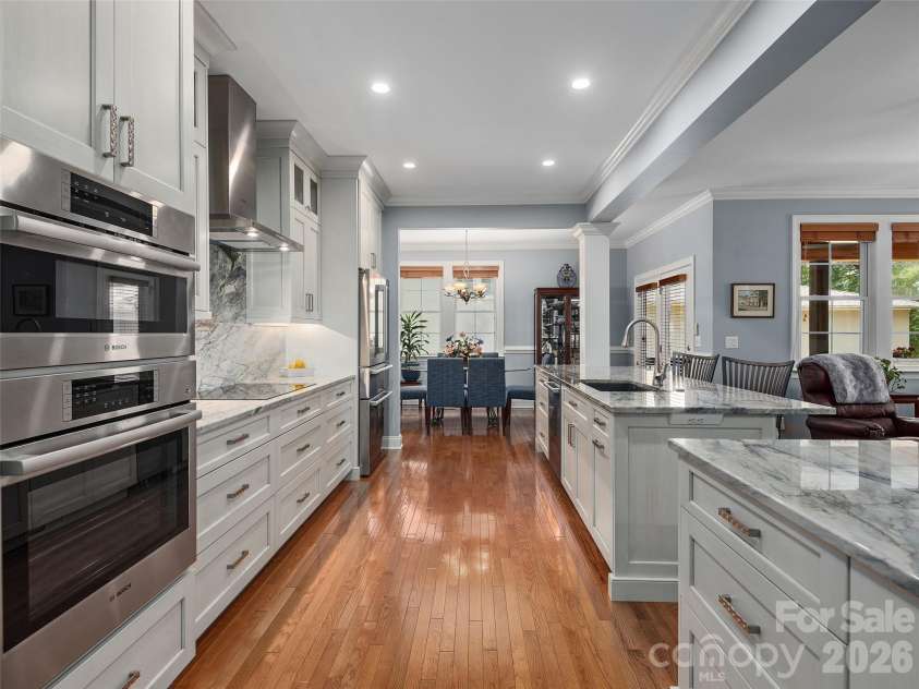 21 Dayflower Drive, Asheville, NC 28803.  MLS# CAR4396051, YatesRealty ID 36002. 