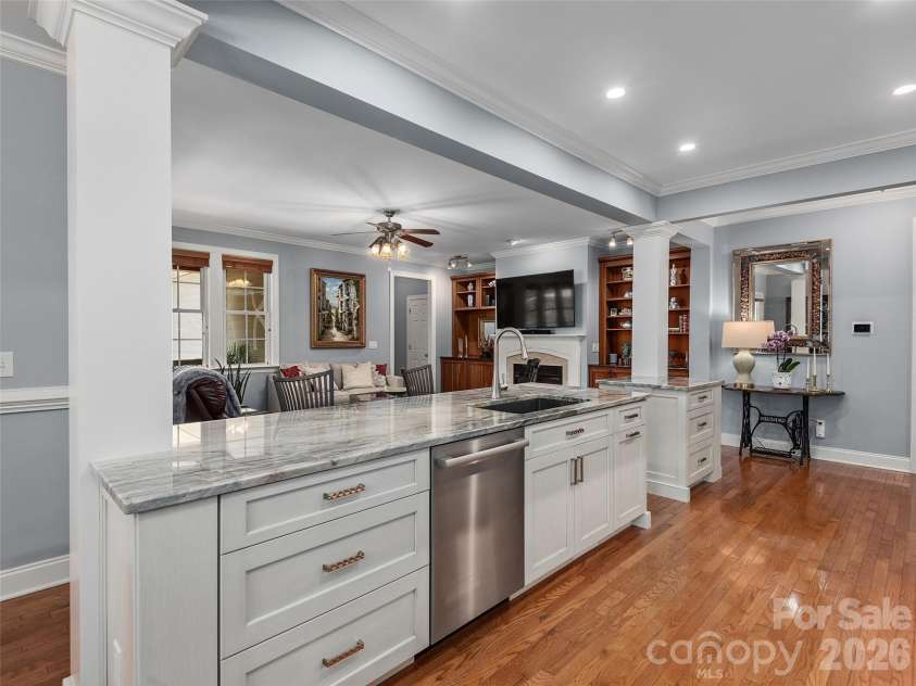 21 Dayflower Drive, Asheville, NC 28803.  MLS# CAR4396051, YatesRealty ID 36002. 