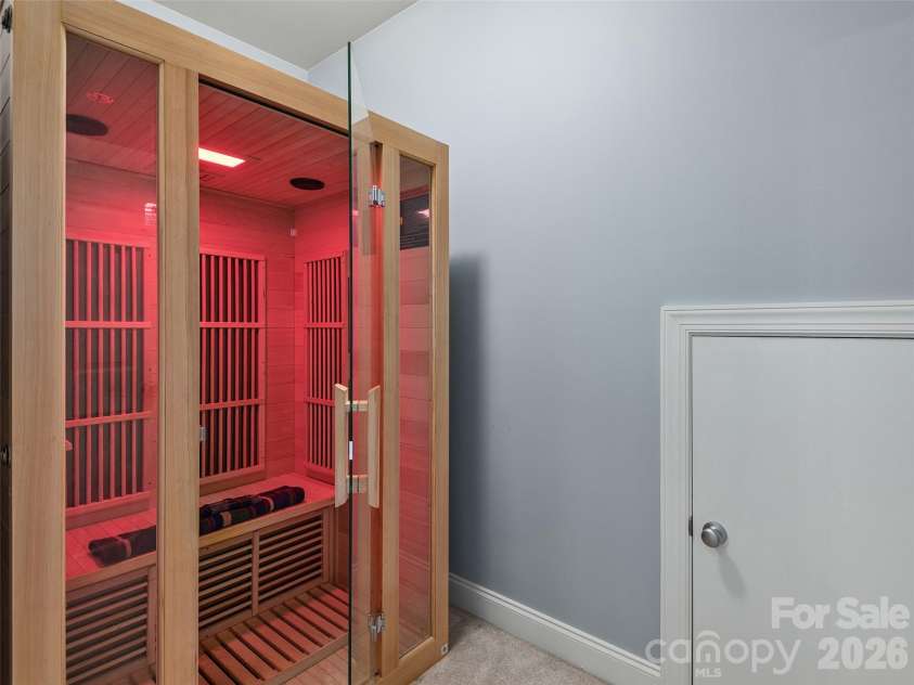 21 Dayflower Drive, Asheville, NC 28803.  MLS# CAR4396051, YatesRealty ID 36002. 