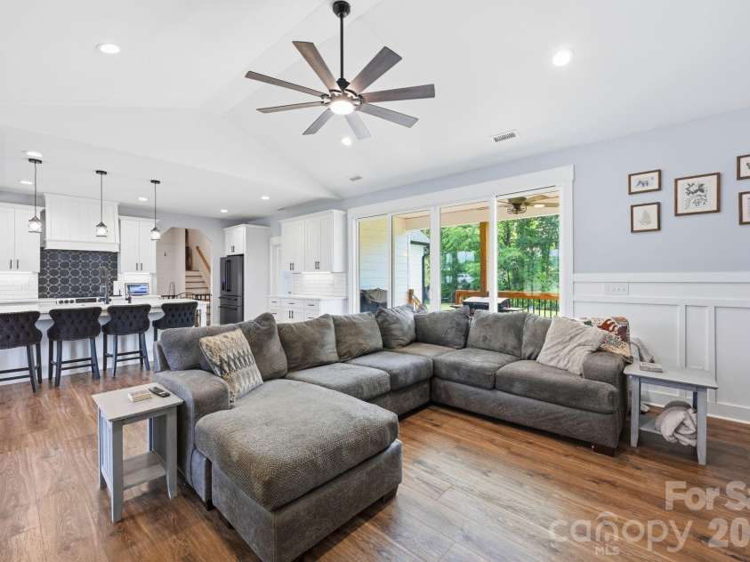 237 Triple Ponds Court, Clover, SC 29710.  MLS# CAR4392449, YatesRealty ID 36003. 