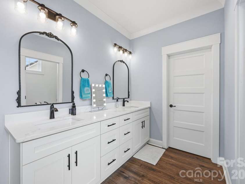 237 Triple Ponds Court, Clover, SC 29710.  MLS# CAR4392449, YatesRealty ID 36003. 