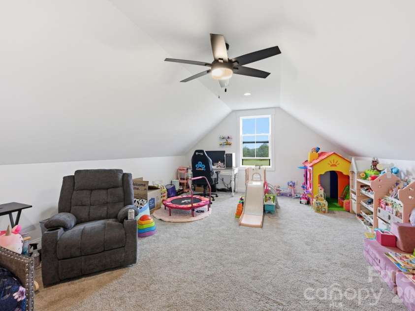 237 Triple Ponds Court, Clover, SC 29710.  MLS# CAR4392449, YatesRealty ID 36003. 