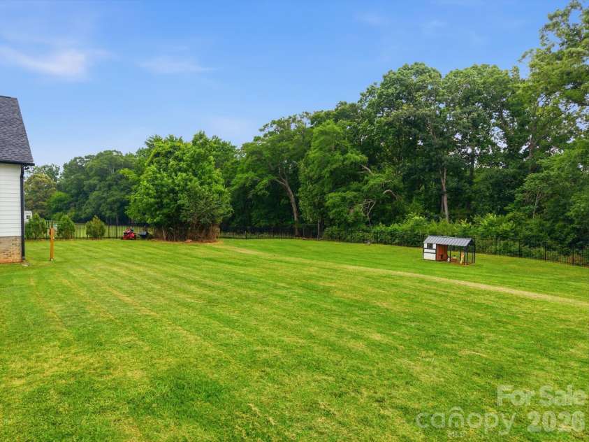 237 Triple Ponds Court, Clover, SC 29710.  MLS# CAR4392449, YatesRealty ID 36003. 