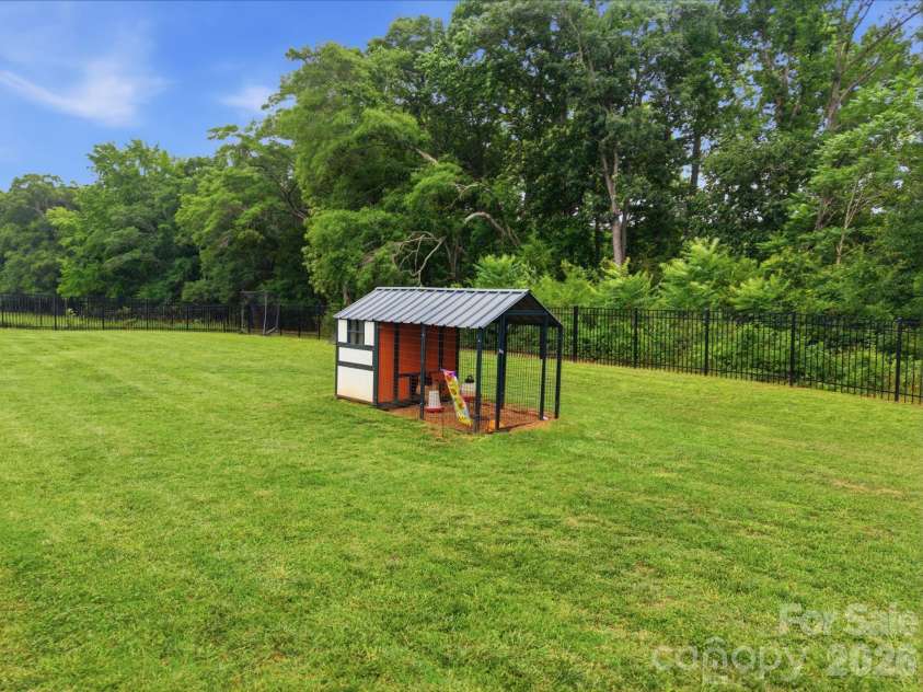237 Triple Ponds Court, Clover, SC 29710.  MLS# CAR4392449, YatesRealty ID 36003. 