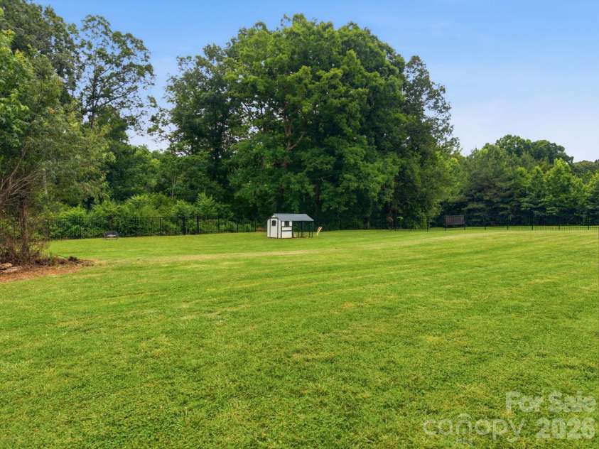 237 Triple Ponds Court, Clover, SC 29710.  MLS# CAR4392449, YatesRealty ID 36003. 