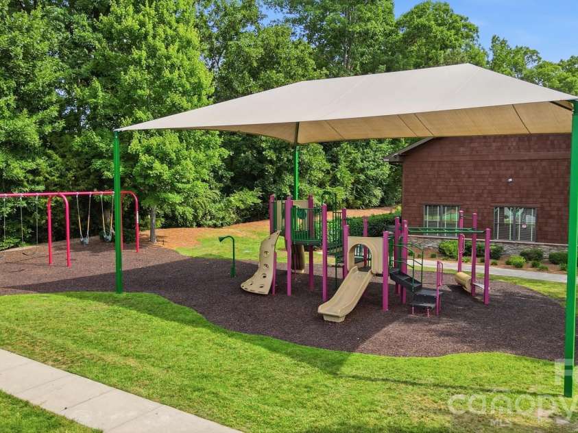 3537 Arnica Court, Fort Mill, SC 29708.  MLS# CAR4391023, YatesRealty ID 36008. 