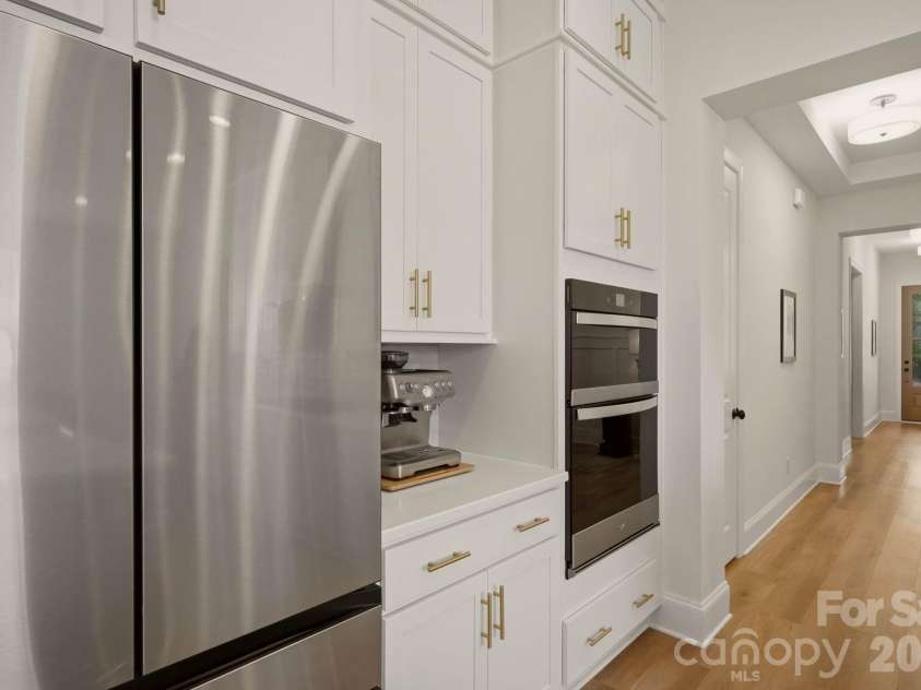 322 Shinnville Road, Mooresville, NC 28115.  MLS# CAR4398193, YatesRealty ID 36009. 