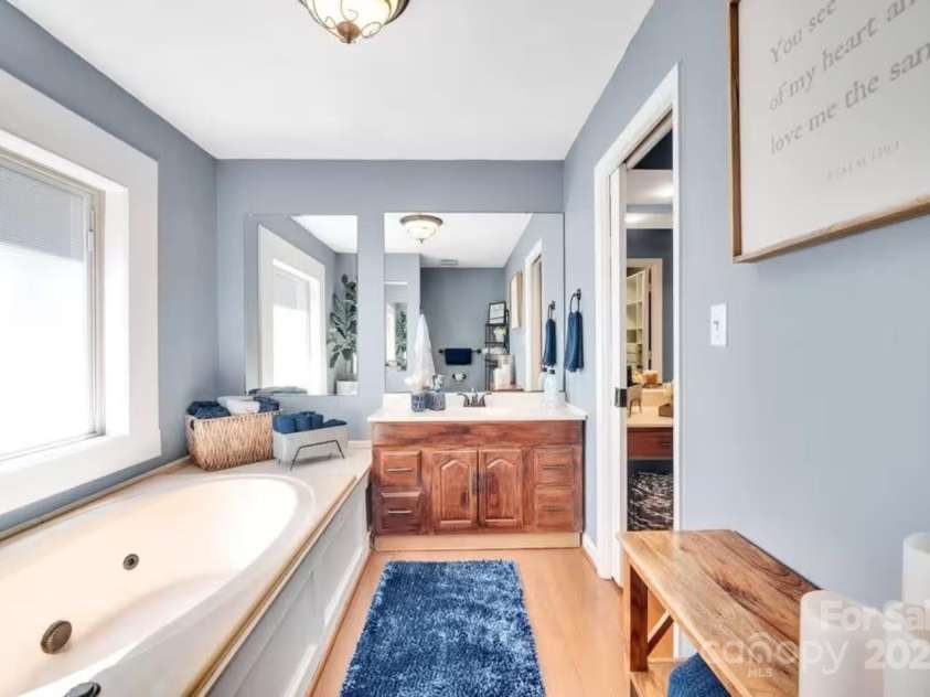10 High Meadows Drive, Candler, NC 28715.  MLS# CAR4237613, YatesRealty ID 3601. 