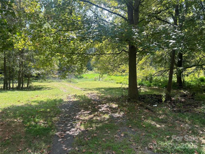 403 Catawba Avenue, Davidson, NC 28036.  MLS# CAR4305729, YatesRealty ID 3601. 