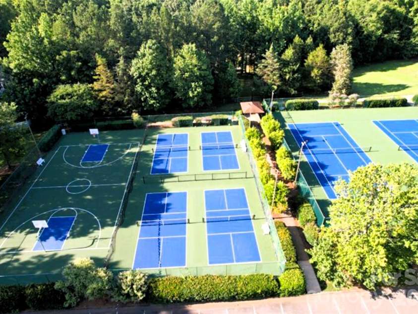 932 Heritage Parkway, Fort Mill, SC 29715.  MLS# CAR4401644, YatesRealty ID 36010. Community Tennis Courts