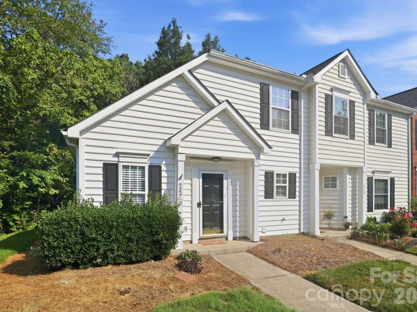 932 Heritage Parkway, Fort Mill, SC 29715.  MLS# CAR4401644, YatesRealty ID 36010. Home Sweet Home!!