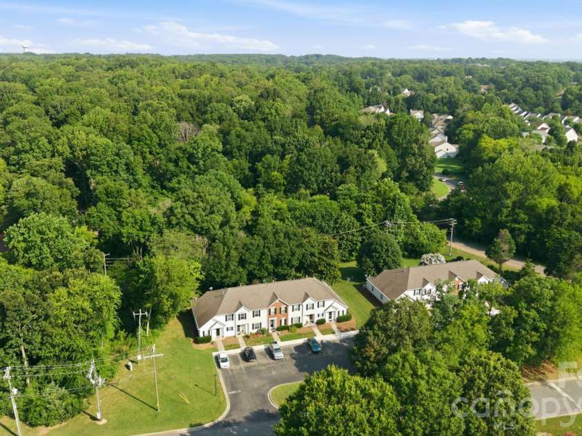 932 Heritage Parkway, Fort Mill, SC 29715.  MLS# CAR4401644, YatesRealty ID 36010. Location, Location, Location!!