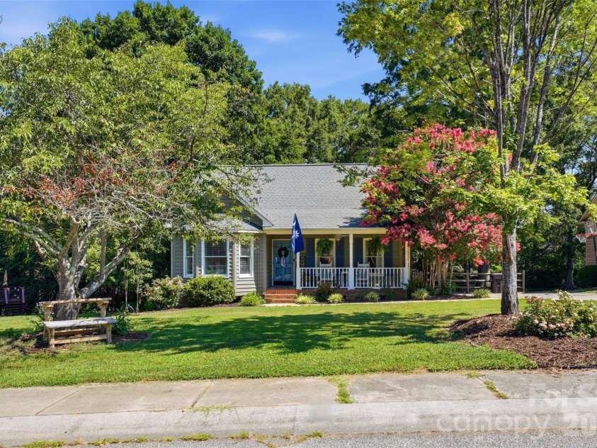 2134 Belle Chase Drive, Rock Hill, SC 29732.  MLS# CAR4402003, YatesRealty ID 36011. 