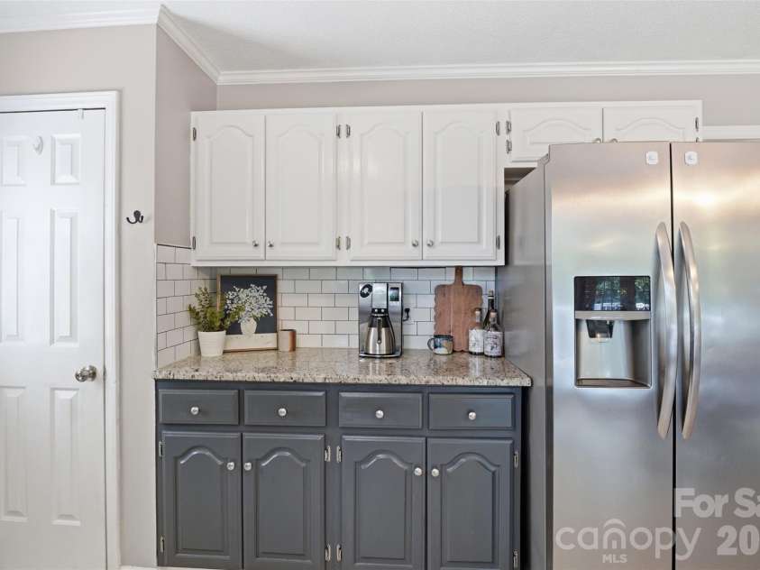 2134 Belle Chase Drive, Rock Hill, SC 29732.  MLS# CAR4402003, YatesRealty ID 36011. 