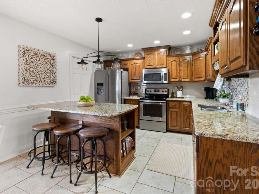 5851 Flat Creek Road, Lancaster, SC 29720.  MLS# CAR4397544, YatesRealty ID 36014. 