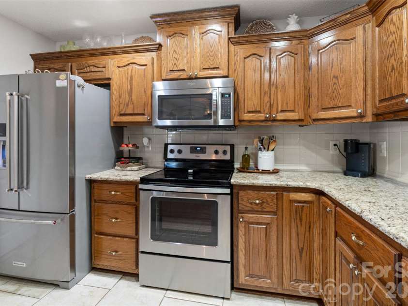5851 Flat Creek Road, Lancaster, SC 29720.  MLS# CAR4397544, YatesRealty ID 36014. 