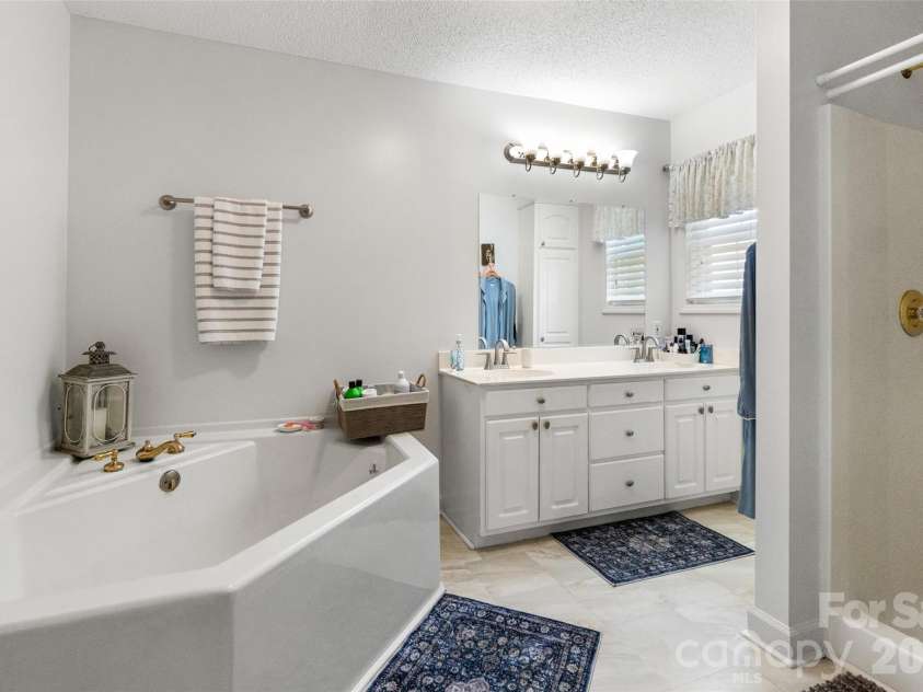 5851 Flat Creek Road, Lancaster, SC 29720.  MLS# CAR4397544, YatesRealty ID 36014. 