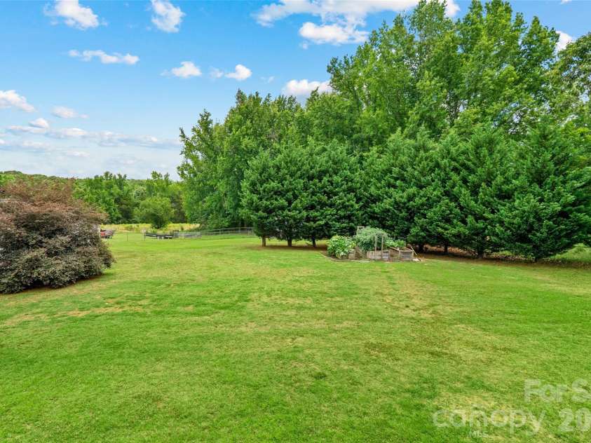 5851 Flat Creek Road, Lancaster, SC 29720.  MLS# CAR4397544, YatesRealty ID 36014. 