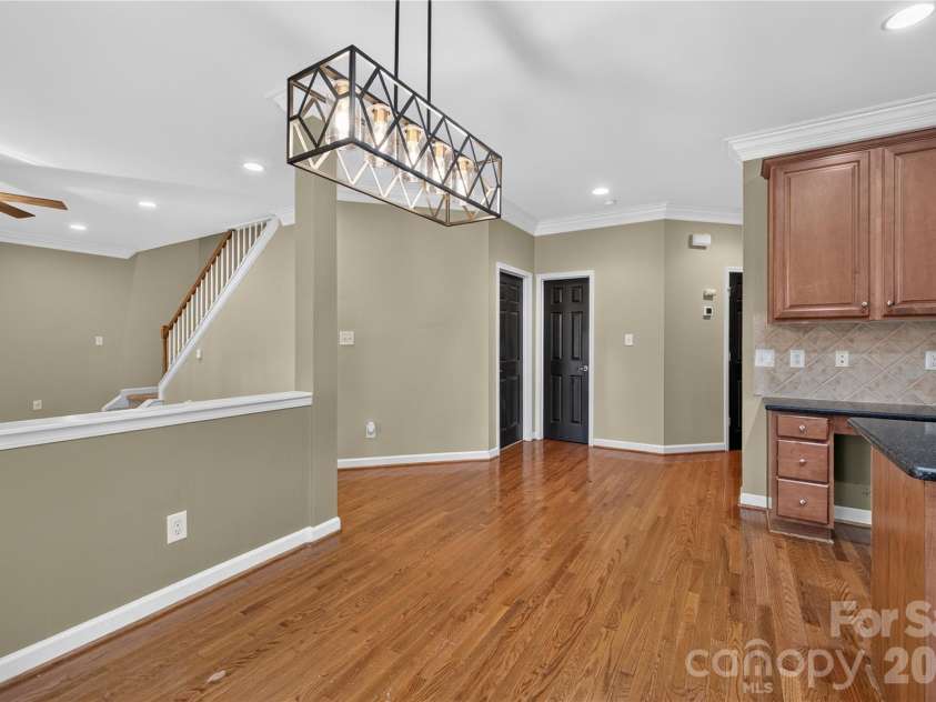 6301 Crown Hill Drive, Charlotte, NC 28227.  MLS# CAR4402579, YatesRealty ID 36017. 