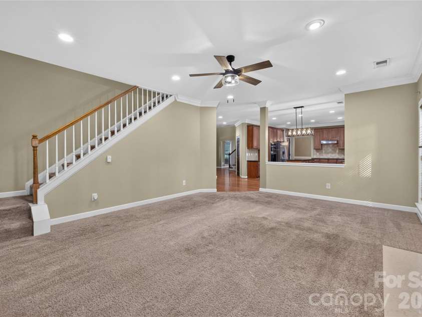 6301 Crown Hill Drive, Charlotte, NC 28227.  MLS# CAR4402579, YatesRealty ID 36017. 