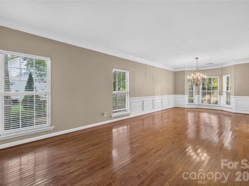 6301 Crown Hill Drive, Charlotte, NC 28227.  MLS# CAR4402579, YatesRealty ID 36017. 