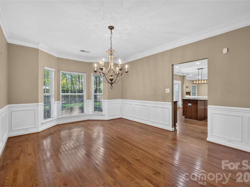 6301 Crown Hill Drive, Charlotte, NC 28227.  MLS# CAR4402579, YatesRealty ID 36017. 