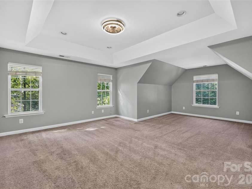6301 Crown Hill Drive, Charlotte, NC 28227.  MLS# CAR4402579, YatesRealty ID 36017. 