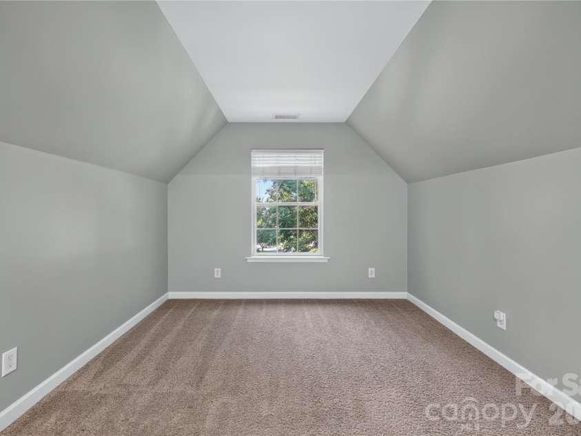6301 Crown Hill Drive, Charlotte, NC 28227.  MLS# CAR4402579, YatesRealty ID 36017. 