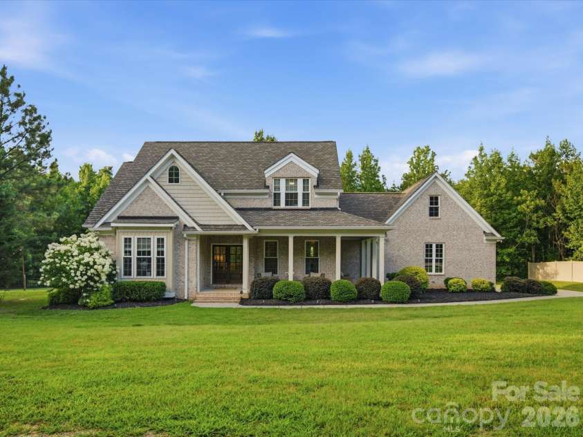 123 Ll Harwell Road, Gastonia, NC 28056.  MLS# CAR4401878, YatesRealty ID 36018. 