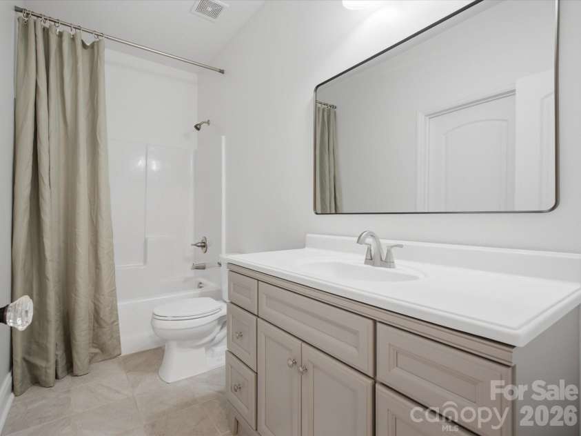 123 Ll Harwell Road, Gastonia, NC 28056.  MLS# CAR4401878, YatesRealty ID 36018. 