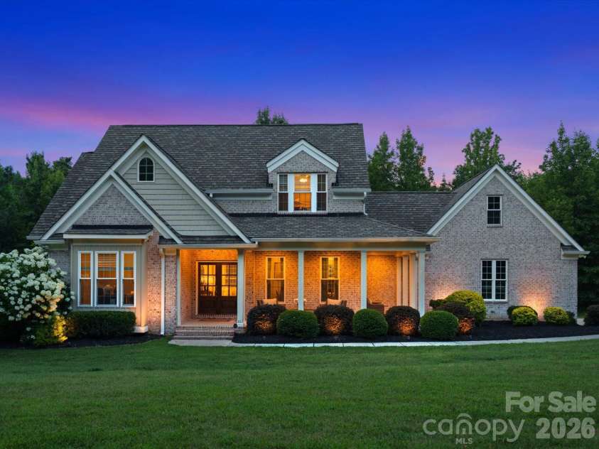 123 Ll Harwell Road, Gastonia, NC 28056.  MLS# CAR4401878, YatesRealty ID 36018. 