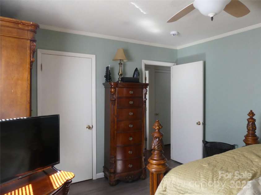 355 Swink Avenue, Salisbury, NC 28147.  MLS# CAR4314538, YatesRealty ID 3602. Primary bedroom