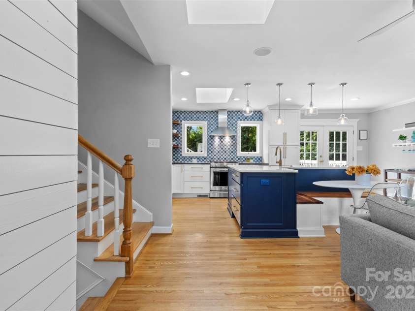 4024 Tyndale Avenue, Charlotte, NC 28210.  MLS# CAR4260675, YatesRealty ID 36021. 
