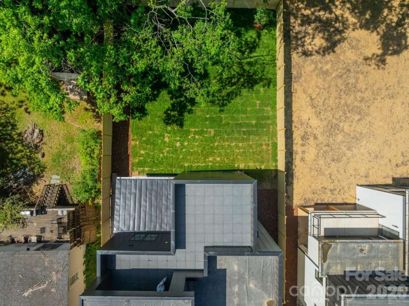 850 Belmont Avenue, Charlotte, NC 28205.  MLS# CAR4362751, YatesRealty ID 36021. 