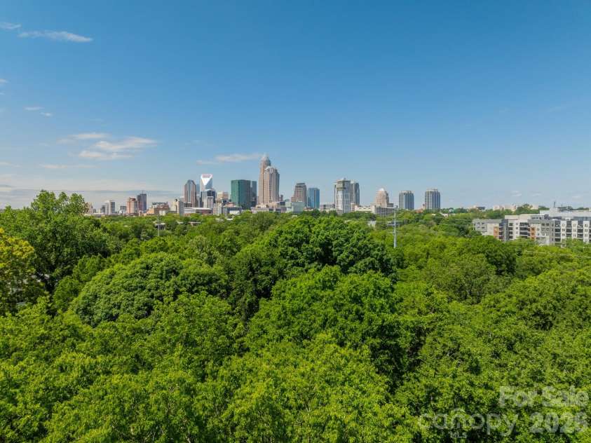 850 Belmont Avenue, Charlotte, NC 28205.  MLS# CAR4362751, YatesRealty ID 36021. 