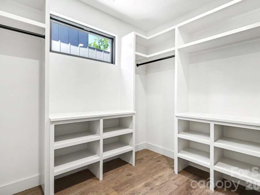 850 Belmont Avenue, Charlotte, NC 28205.  MLS# CAR4362751, YatesRealty ID 36021. Custom Built Primary Closet