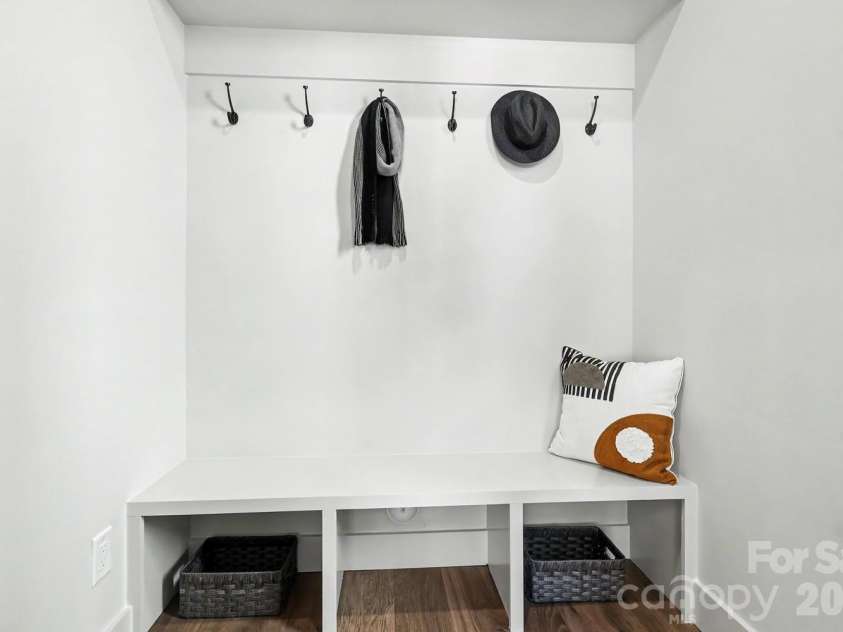 850 Belmont Avenue, Charlotte, NC 28205.  MLS# CAR4362751, YatesRealty ID 36021. Custom Mudroom Cabinetry