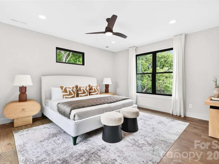 850 Belmont Avenue, Charlotte, NC 28205.  MLS# CAR4362751, YatesRealty ID 36021. Primary Bedroom
