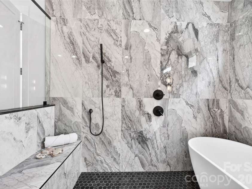 850 Belmont Avenue, Charlotte, NC 28205.  MLS# CAR4362751, YatesRealty ID 36021. Primary Shower