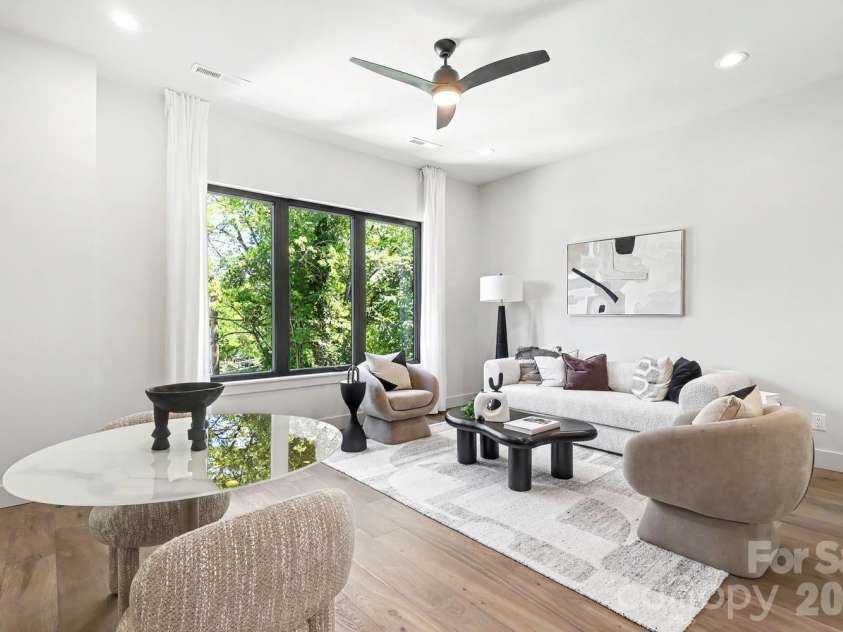 850 Belmont Avenue, Charlotte, NC 28205.  MLS# CAR4362751, YatesRealty ID 36021. Third Floor Bonus Room